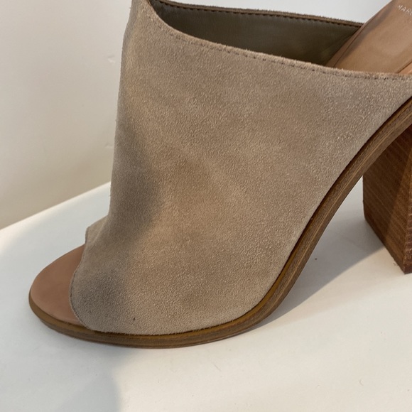 Marc Fisher buckle heeled sandal size 11 - Picture 5 of 11